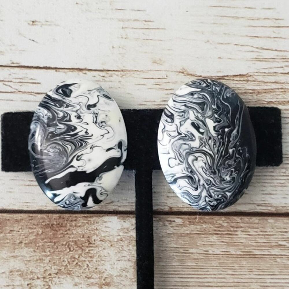 Vintage Clip On Earrings Marbled Effect Oval - Large Statement Earrings